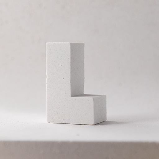 "L" tiny magnetic letter